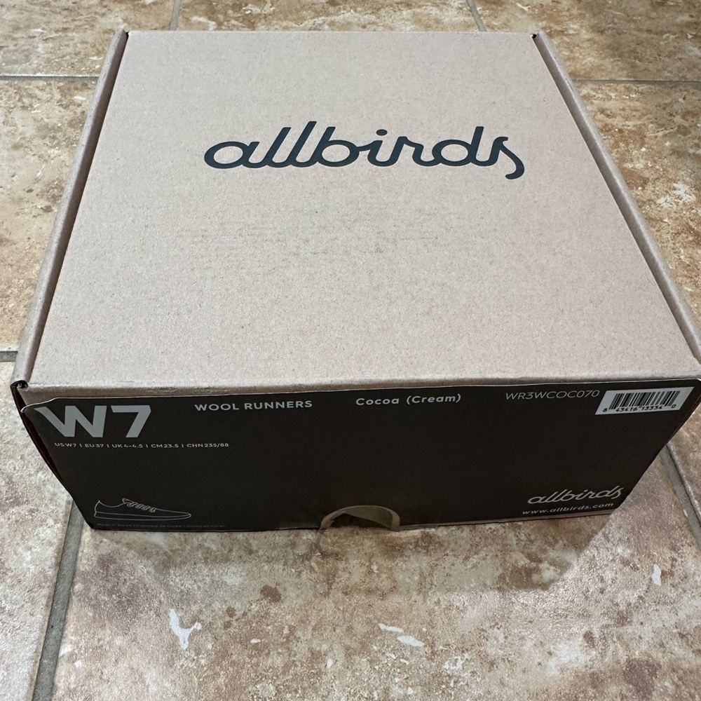 Allbirds Wool Runners in Cocoa with Cream bottom